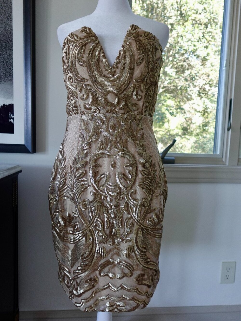 Gold Sequin Baroque sleeveless v neck party knee length dress